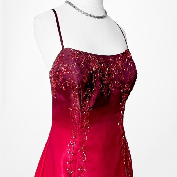Vintage Y2K Burgundy Red Fit Flared Beaded Ombre Maxi Formal Prom Dress Size M - Picture 5 of 7